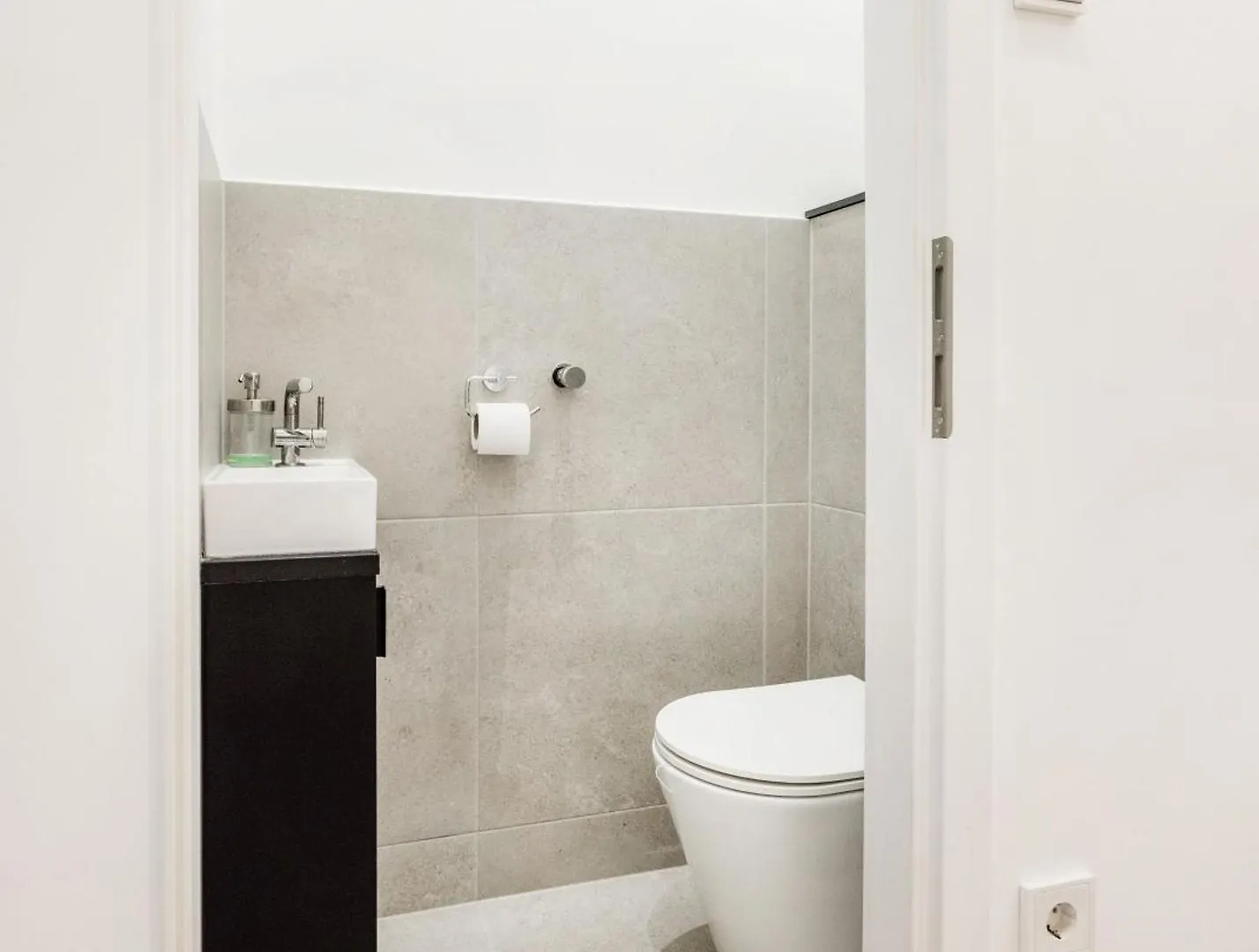 Stylish Modern Design In The Heart Of Budapest Ungern