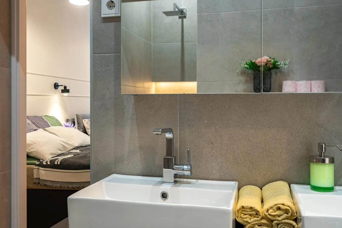 Stylish Modern Design In The Heart Of ブダペスト